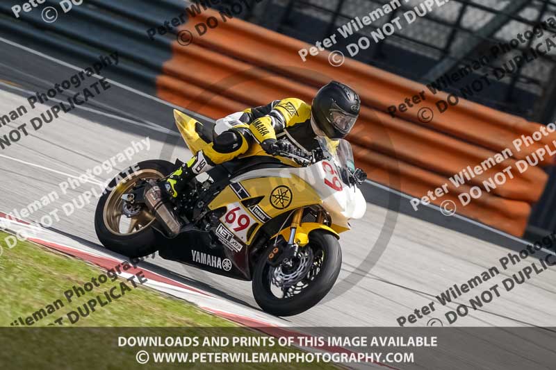 Sepang;event digital images;motorbikes;no limits;peter wileman photography;trackday;trackday digital images